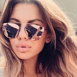 Trendy Pink Frame Pink Mirrored Lens Sunglasses